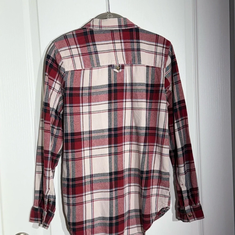Vans Woman’s Plaid Button Down Shirt - Picture 2 of 3